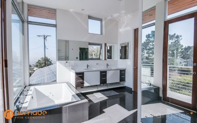 Casa Azul - Los Angeles Mansion Rental - Nomade Villa Collection