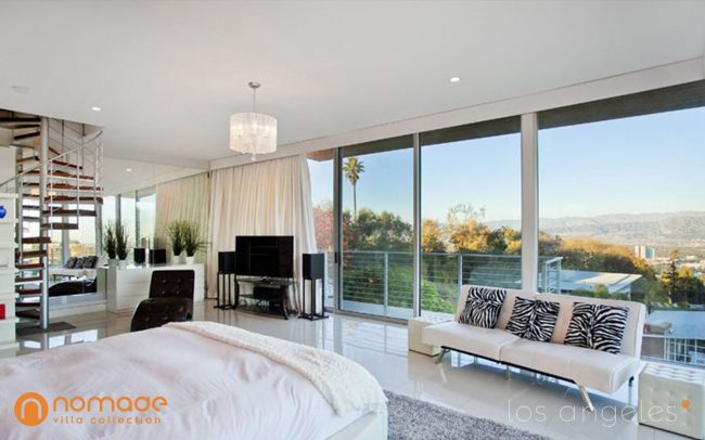 Casa Azul - Los Angeles Mansion Rental - Nomade Villa Collection