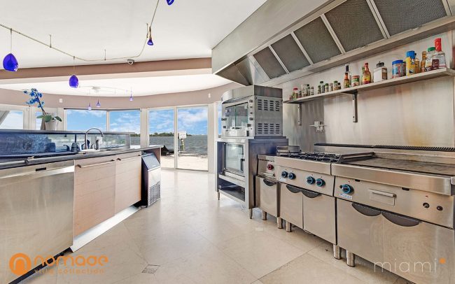 Villa Casa Blu luxury vacation rental villa in Miami | Nomade Villa Collection