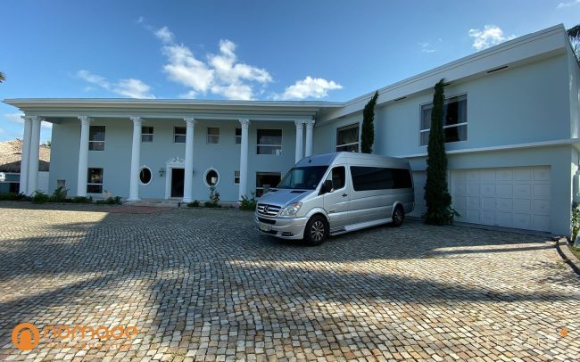 Villa Casa Blu luxury vacation rental villa in Miami | Nomade Villa Collection