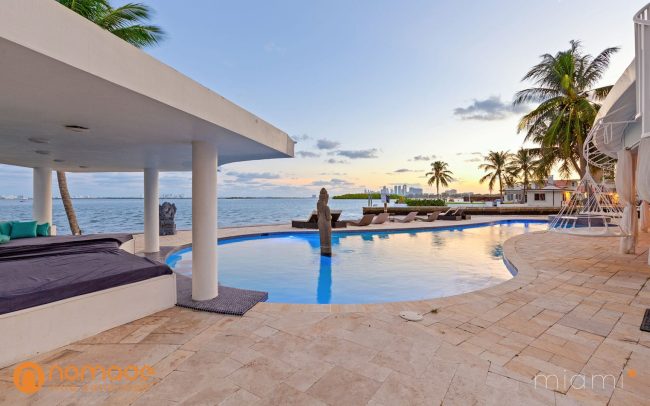 Villa Casa Blu luxury vacation rental villa in Miami | Nomade Villa Collection