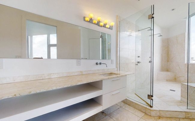 Unique waterfront luxury vacation rentals in Miami Beach - Villa Park Avenue 2 - Nomade Villa Collection