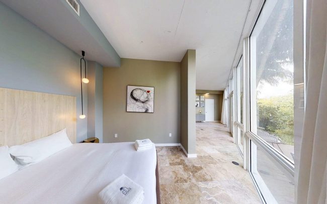Unique waterfront luxury vacation rentals in Miami Beach - Villa Park Avenue 2 - Nomade Villa Collection