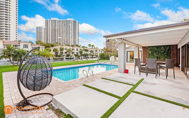 Villa Astro luxury vacation rental in Miami by Nomade Villa Collection
