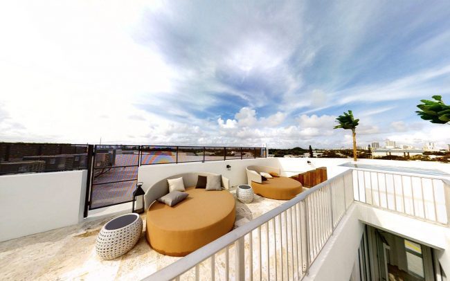 Rooftop patio with stunning South Beach Views in this Unique waterfront luxury vacation rentals in Miami Beach - Villa Park Avenue 2 - Nomade Villa Collection